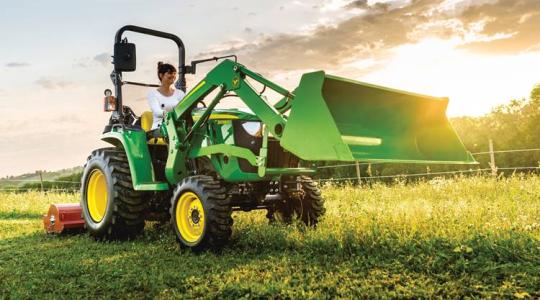 Miért népszerű a John Deere 3038E kistraktor?