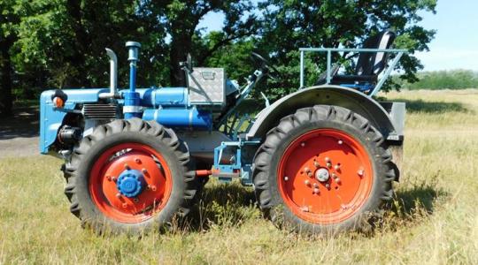 Egy 60 éves Dutra traktor mozgalmas története – képek