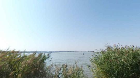 Ezen a strandon csúnya meglepetés érhet