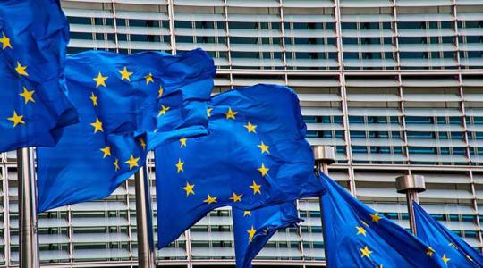 Megszavazták: lesz tisztességes megélhetést biztosító európai minimálbér