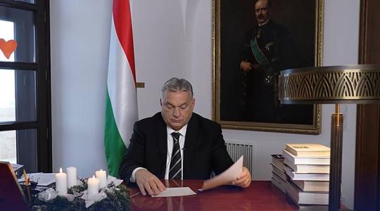 Itt a bejelentés: ennyivel emelkedik a nyugdíj januártól