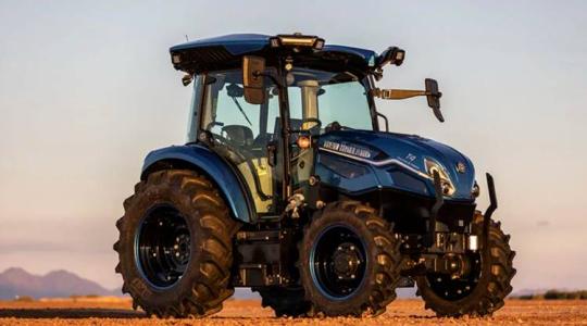 Vezess New Holland elektromos traktort okostelefonról!
