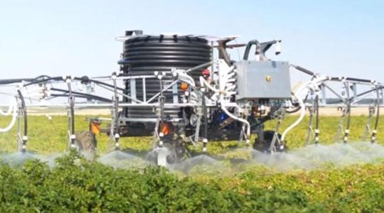 Amikor minden csepp víz számít: az Oscar autonóm öntözőrobot bemutatója