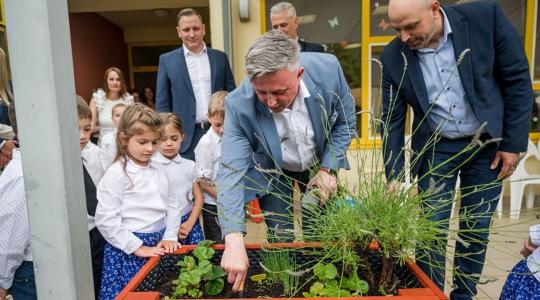 Testközelből ismerhetik meg a növénytermesztést a gyerekek