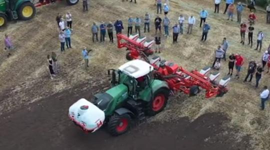 Szemenkénti vetés, MAXIMÁLIS pontossággal! – VIDEÓ