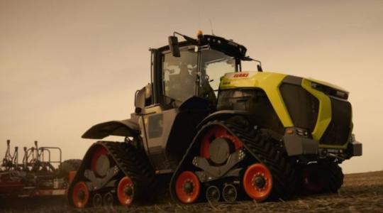 Bemutatkozott az új Xerion, a Claas fenevadja