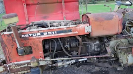 Kelj fel és gurulj! Beindul-e az öreg Zetor? – VIDEÓ