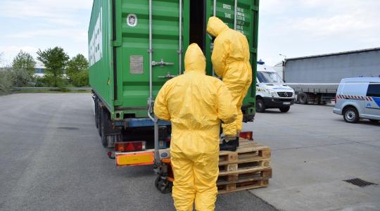 Műtrágyának álcáztak 480 milliárd forintot érő drogot