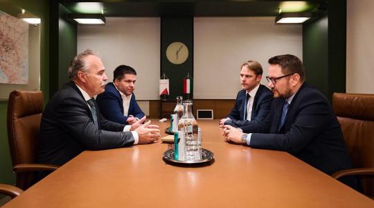 Megbeszélést tartott az Agrárminisztérium a MOL vezetőivel