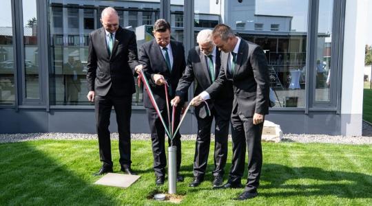 Üzenet a jövőnek – időkapszulák elhelyezése a KITE-ben