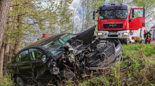 Tragédiával végződött a traktor előzése