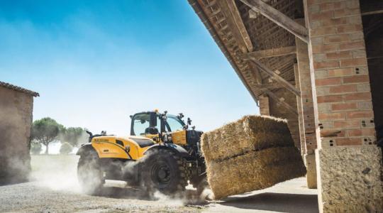 Automatikus szintezés a New Holland teleszkópgémes rakodógépeknél