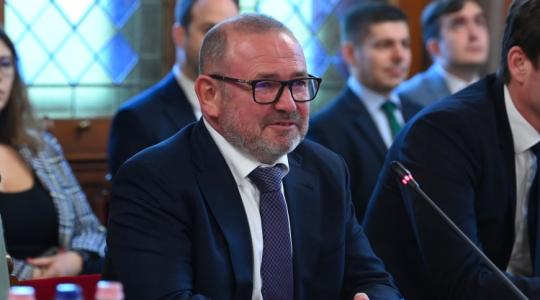 Ma teszi le az esküt az új energiaügyi miniszter