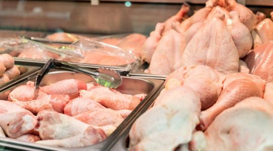 Most igazán nagy a baj? Lengyelországból özönlött hozzánk a baromfihús