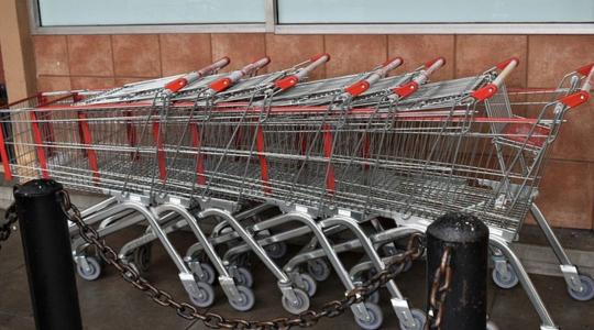 A vásárlók negyede tudatosan kerüli a zsugorflációval érintett termékeket
