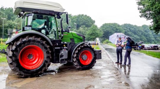 Fendt Helios: ennyit bír egy hidrogéntankolással