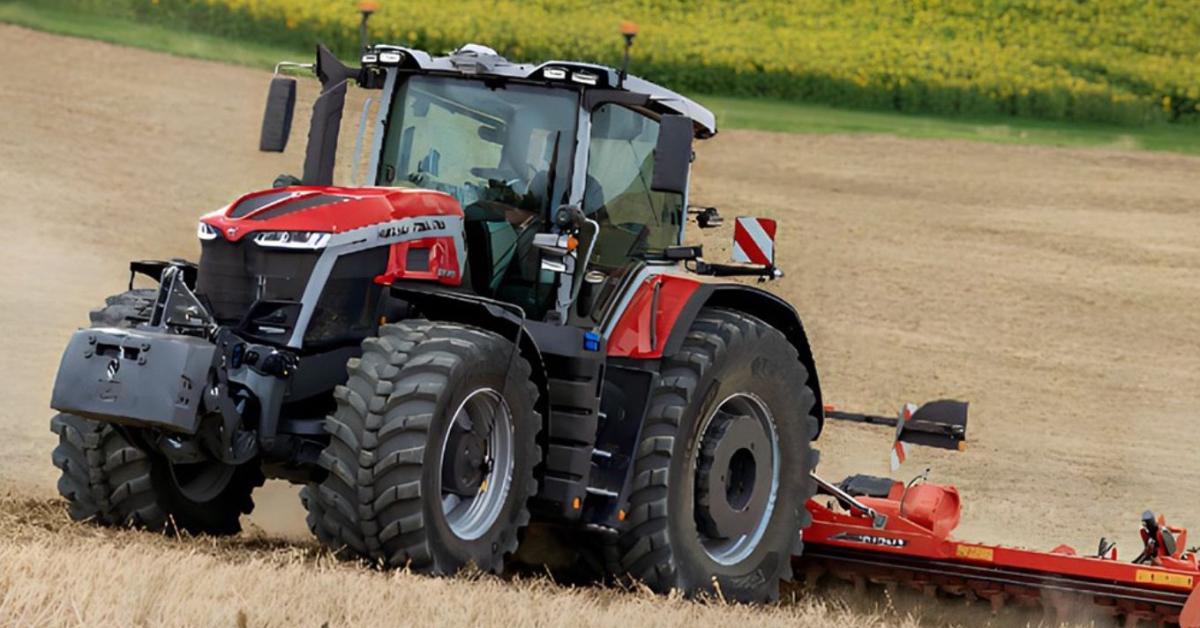 Íme a Massey Ferguson 425 lóerős, díjnyertes traktora! Íme a Massey Ferguson 425 lóerős, díjnyertes traktora!