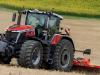 Íme a Massey Ferguson 425 lóerős, díjnyertes traktora!