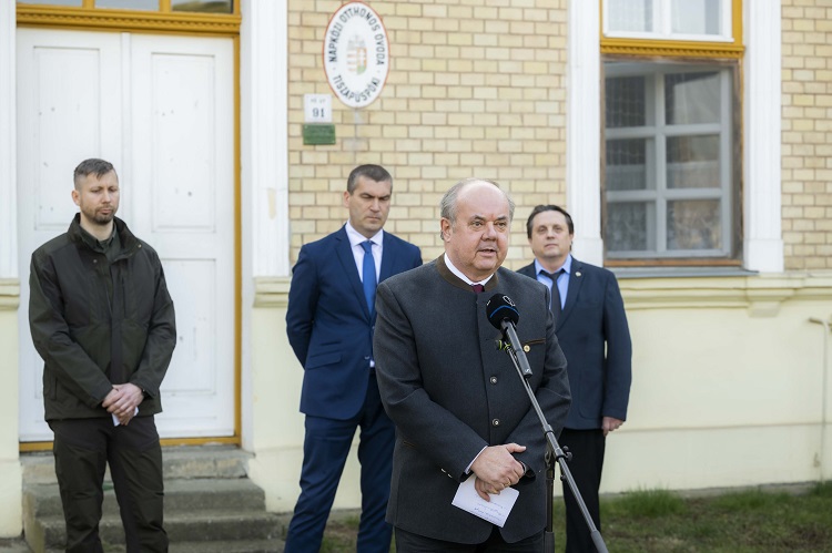  Zambó Péter, az Agrárminisztérium erdőkért és földügyekért felelős államtitkára