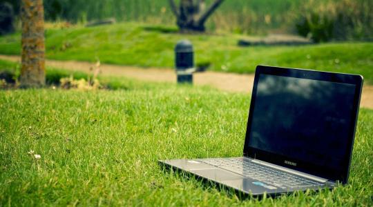 Online és offline oktatás is segíti a digitális átállást az agráriumban