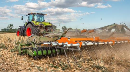 Húsz km/h, 2,5 liter/ha – ilyen hatékony még nem volt a sekély művelés +VIDEÓ Húsz km/h, 2,5 liter/ha – ilyen hatékony még nem volt a sekély művelés +VIDEÓ