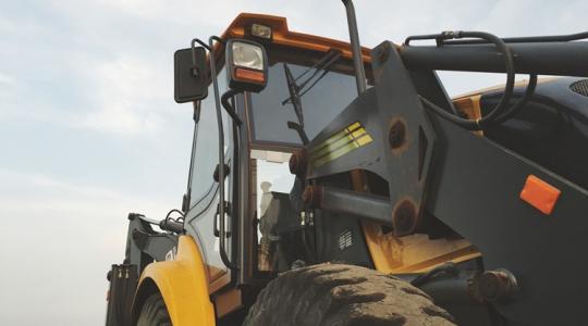 Többször felborult a traktor – órákig feküdt magatehetetlenül a sérült férfi Többször felborult a traktor – órákig feküdt magatehetetlenül a sérült férfi
