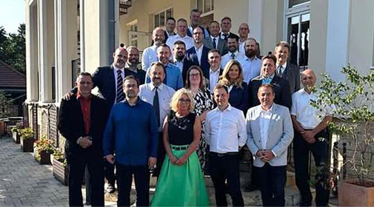 Egyedülálló képzés Magyarországon: egyetemen végeztek a horgászvezetők