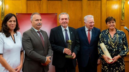A kadarka megmentője – Életműdíj Vesztergombi Ferencnek A kadarka megmentője – Életműdíj Vesztergombi Ferencnek