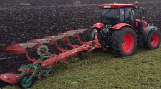 Új szintre lépett a Zetor – itt a vadonatúj 6-os széria, élén a 6170-es modellel Új szintre lépett a Zetor – itt a vadonatúj 6-os széria, élén a 6170-es modellel