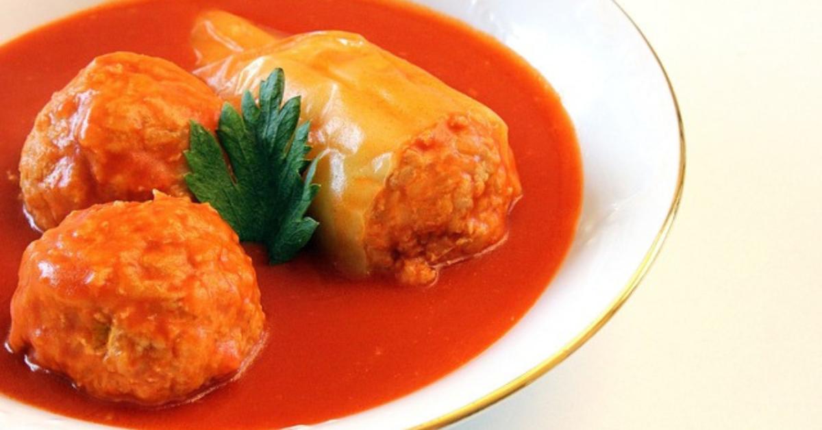Ettől az apró trükktől lesz igazán finom a töltött paprika! Ettől az apró trükktől lesz igazán finom a töltött paprika!