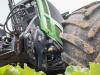 A tűzoltók emelték le a traktort a férfiról, újra kellett éleszteni