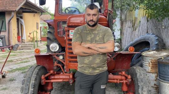 A régi MTZ-nek tényleg lelke van – így él egy önellátó gazda