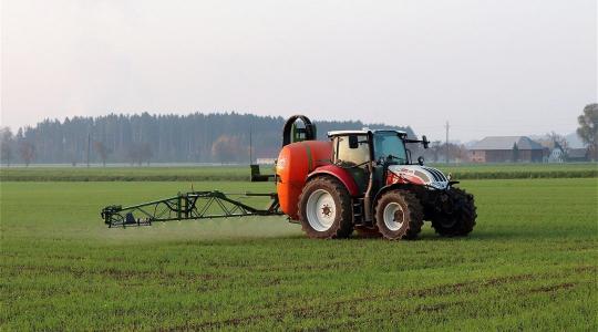 Fókuszban a permetezőgépek felülvizsgálata: súlyos hibákat tárt fel a Nébih