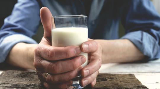 A tejben és a levegőben is ott a vírus – komoly gondban a tejipar A tejben és a levegőben is ott a vírus – komoly gondban a tejipar