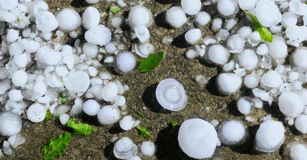 Pár óra alatt 120 milliméter eső esett, és ma újabb hullám jöhet Pár óra alatt 120 milliméter eső esett, és ma újabb hullám jöhet