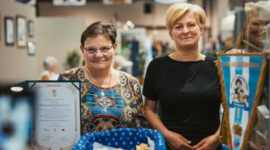Zsíros tészta, fahéjas rizs: levette a lábáról a pestieket a lakodalmas béles