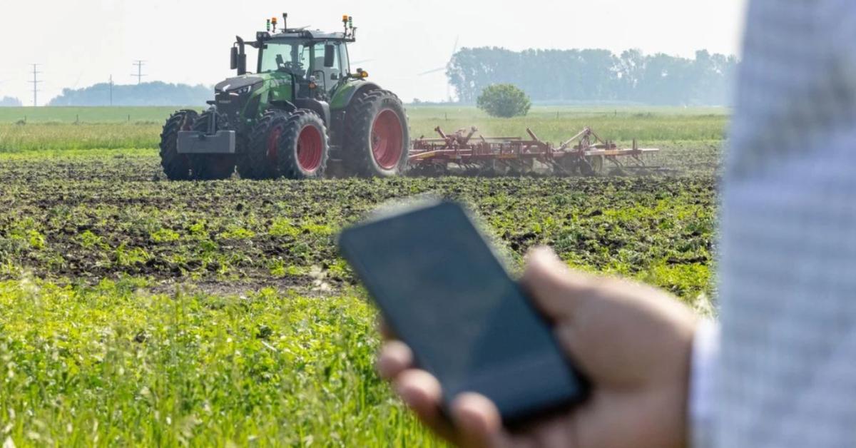 A Fendt bemutatja első önvezető traktorát – de Európa még várhat rá +VIDEÓ A Fendt bemutatja első önvezető traktorát – de Európa még várhat rá +VIDEÓ