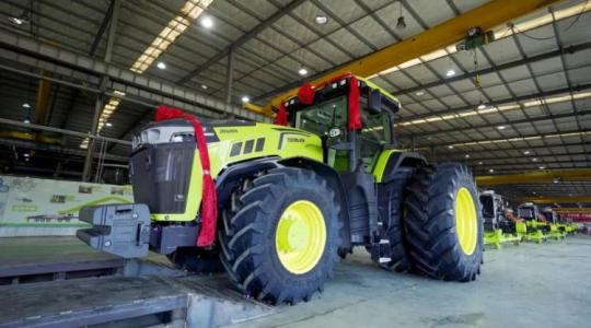 400 LE-s hibrid traktor és csúcskombájn a Zoomliontól +VIDEÓ