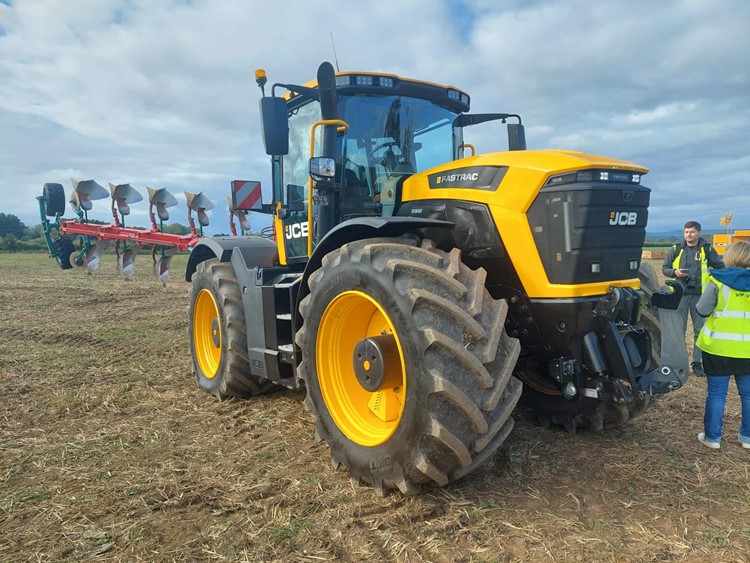 JCB