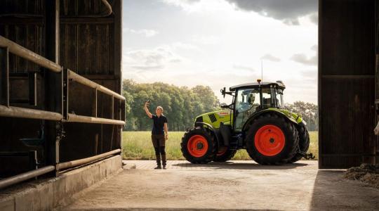 CLAAS ARION 400 COMFORT: Megbízhatóság, kényelem és technológia a modern gazdálkodás szolgálatában