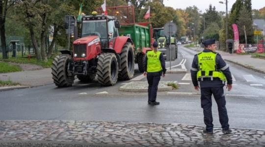 Elkeseredett tüntetők: a gazdák szerint összeomlott a lengyel agrárpiac Elkeseredett tüntetők: a gazdák szerint összeomlott a lengyel agrárpiac