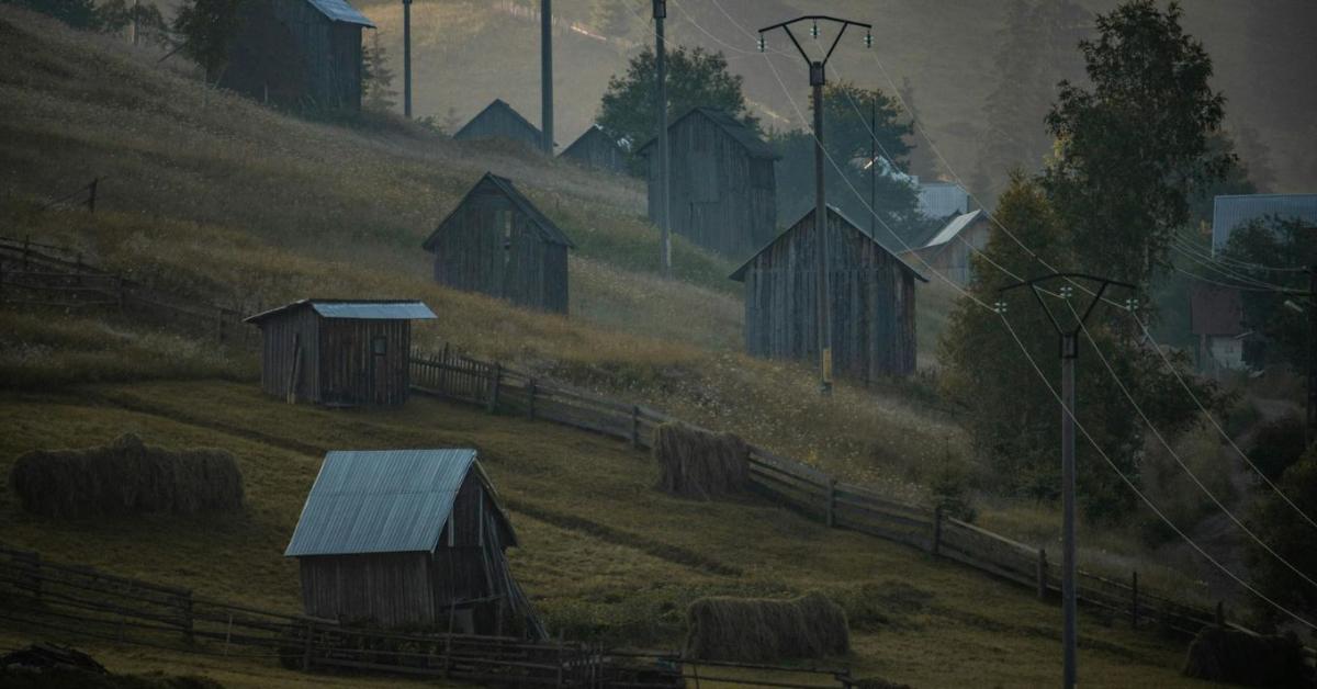 Eladták a földet, elúszott a függetlenség Eladták a földet, elúszott a függetlenség