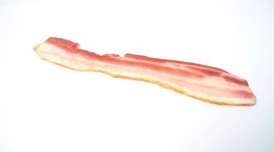 Figyelmeztető címkék kerülhetnek a baconre és a sonkára Angliában Figyelmeztető címkék kerülhetnek a baconre és a sonkára Angliában