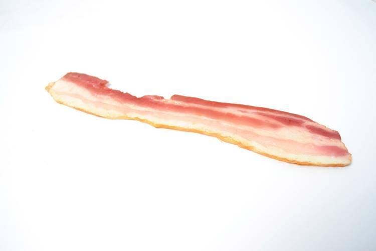 Figyelmeztető címkék kerülhetnek a baconre és a sonkára Angliában Figyelmeztető címkék kerülhetnek a baconre és a sonkára Angliában