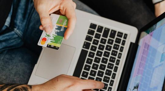 Trükkös karácsonyi akciók – a GVH szerint érdemes gyanakodni