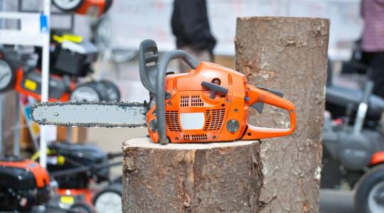 Láncfűrész karbantartás tél előtt: Ellenőrzőlista és tippek