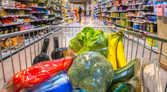 Szigorúan ellenőrzik a karácsonyi édességeket, húsokat és forralt bort