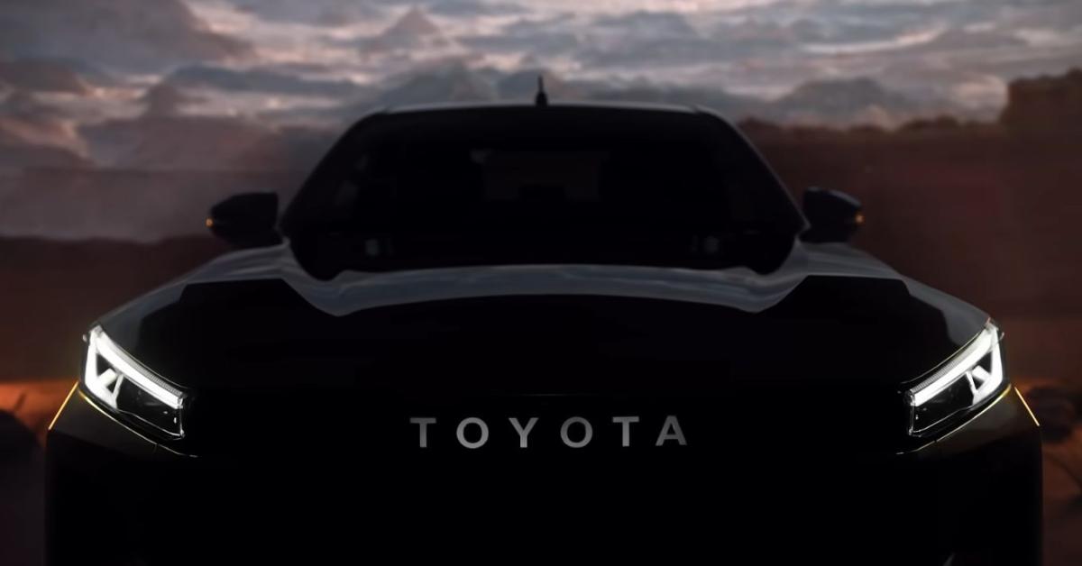Új generációval érkezik a Toyota Hilux – jön a 2026-os modell +VIDEÓ Új generációval érkezik a Toyota Hilux – jön a 2026-os modell +VIDEÓ