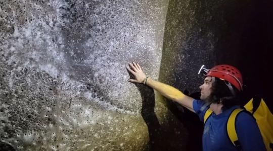 106 négyzetméteres pókháló? Viccnek is rossz!+VIDEÓ