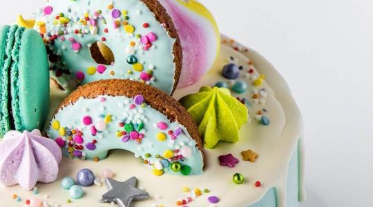 Színes falatok: csendes veszély leselkedik a gyerekekre?